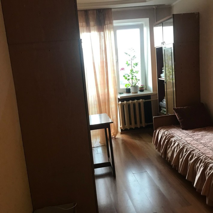 Оренда кімнати для дівчини біля Урожаю - фото 1