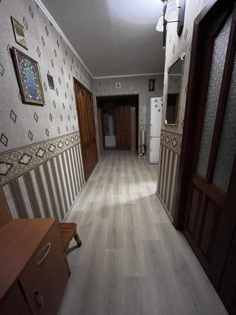 Сдам комнату в 3-х комнатной квартире для девушки,ул.Шевченко. - фото 1