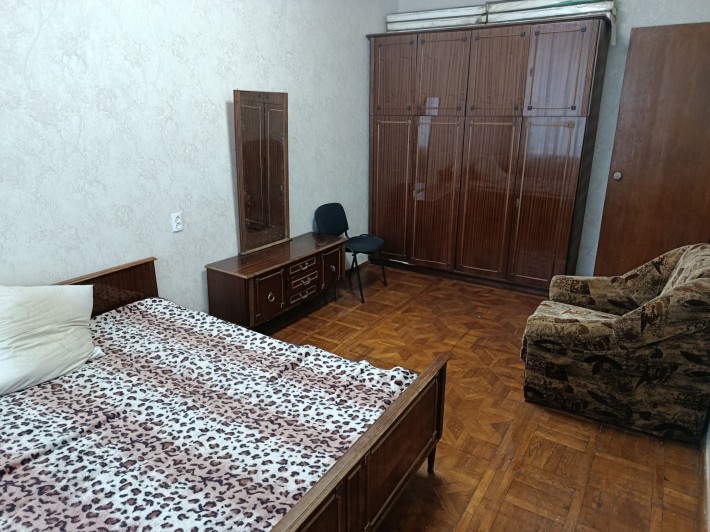 Сдам комнату в 3-к. Квартире на 12 квартале - фото 1