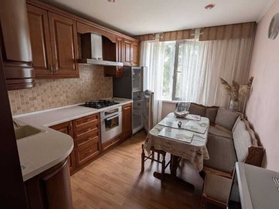 Квартира 4х комната ж/м Покровський Днепр