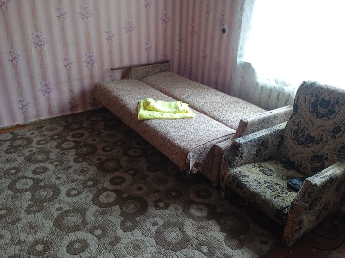 Сдам комнату в квартире с быт.техникой. ост.конечная трамваев. Кичкас. - фото 1