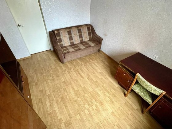 Кімната на Позняках Киев