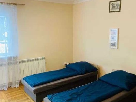 Сдам Подселение в комнату Метро Почтовая площадь Подол Хостел Київ