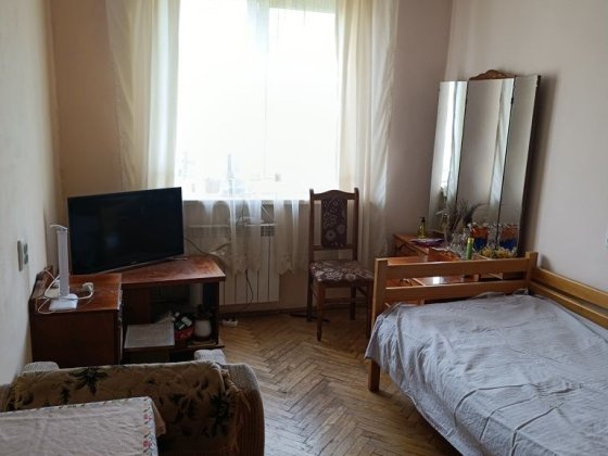 Кімната в двокімнатний квартирі Сихів Львів