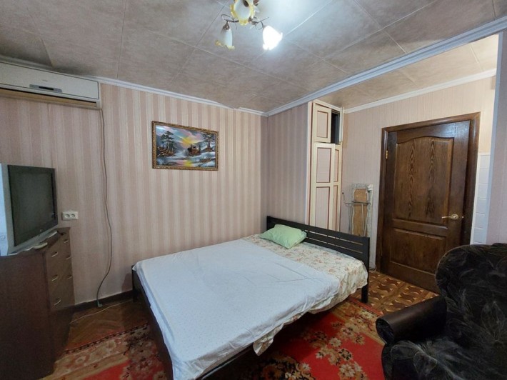 Здаю кімнату жінці на підселення 1 КП - фото 1