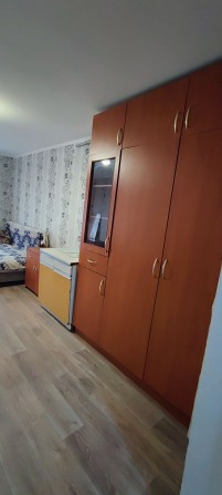 Сдам комнату в коммуне Адмиральский проспект - фото 1