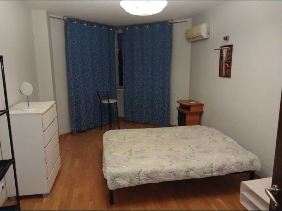 Здам кімнату біля метро довгостроково Київ