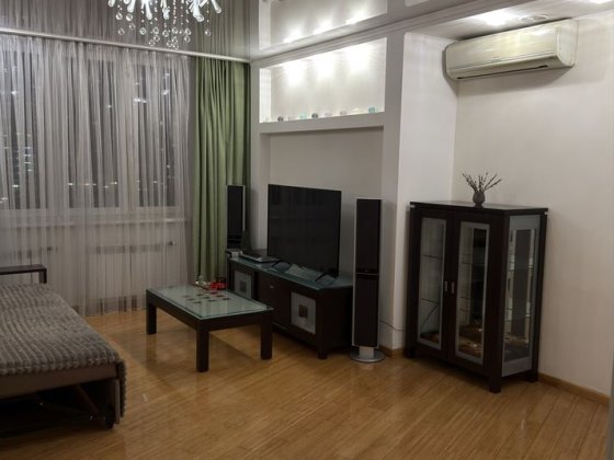 Кімната для дівчини! Осокорки 5 хв, біля тц River Mall Киев