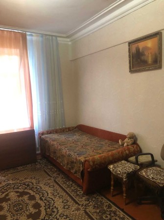 здається кімната без проживання хазяїв,метро Дарниця 5 хвилин пішки - фото 1