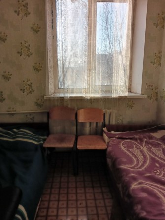 Сдам гостинку м. Хол.Гора - фото 1