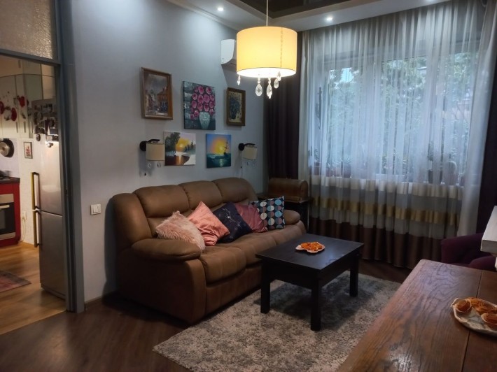 Здається кімната в 2х кімнатній квартирі в центрі. Для дівчини! - фото 1