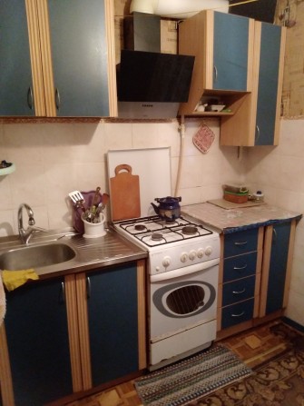 Сдам комн с хоз Филатова / Варненская 2500гр ( свет не выключают) ) - фото 1