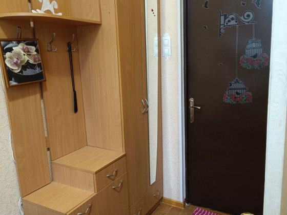 Сдаю гостинку все свое рядом метро ХТЗ Харьков