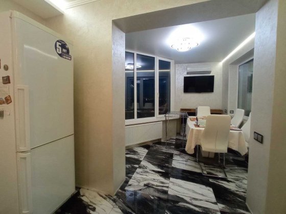 Позняки кімната в Новому будинку Здолбунівська 13 Київ