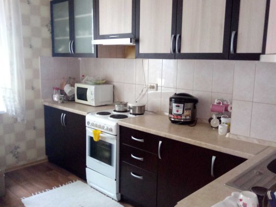 Окрема кімната з балконом. Чорнобильська вул., Метро Академмістечко. Киев