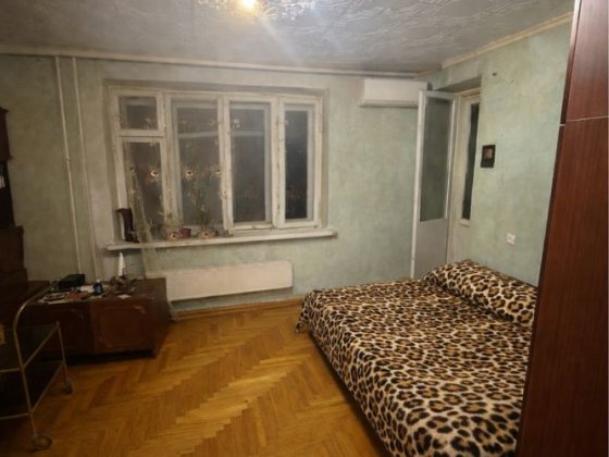 Здам кімнату з виходом на окремий балкон в трьохкімнатній квартирі Киев