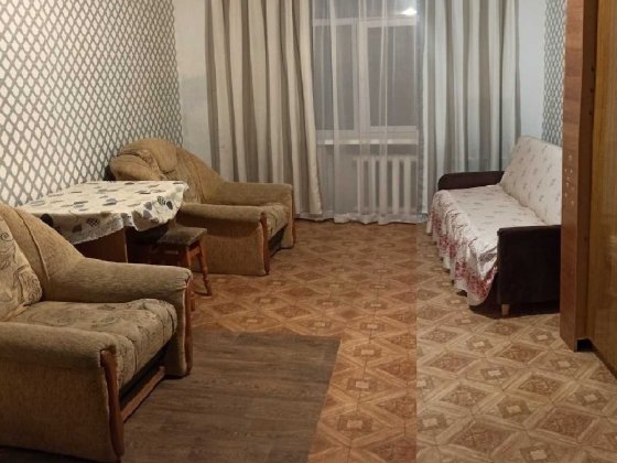 Кімната окрема в сімейному гуртожитку, Дарницький Киев