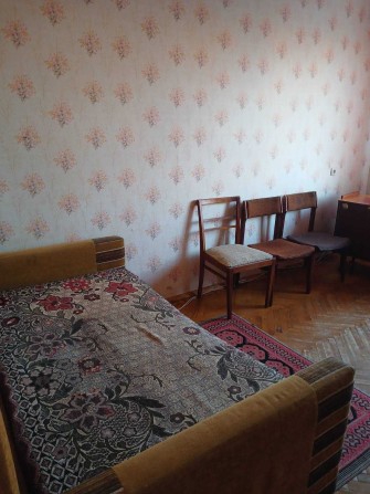 Сдам кімнату Святошинський р-н вул Наумова 37 - фото 1