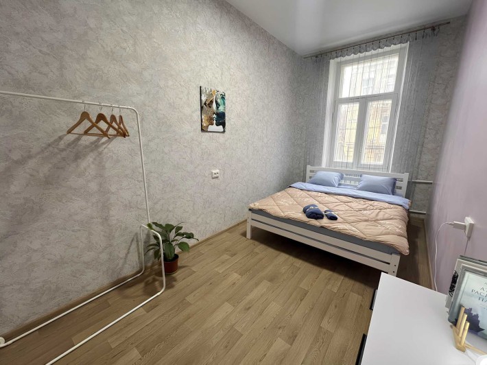 Нова VIP-кімната на Дмитрівській — поруч Цирк і Універмаг!!! - фото 1