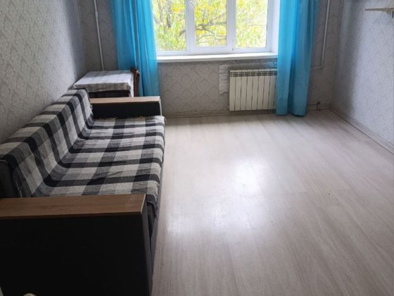 Дві кімнати ст. м. Лісова Киев