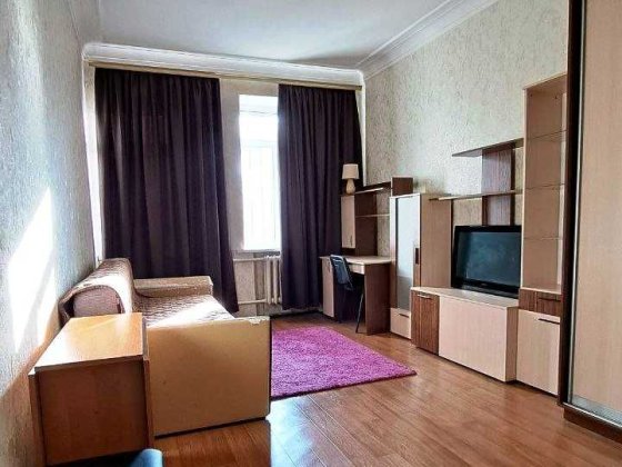 Кімната в комунальній квартирі біля м Дарниця, без проживання власника Киев