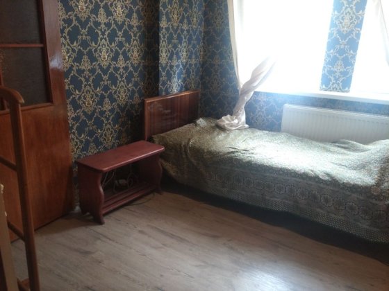 Сдаются окремі кімнати для 1 чи 2 осіб тільки жінкам в приватному буди Чабани