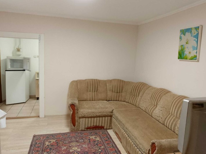 Сдаётся дом 2 комнаты 10 мин. от центра - фото 1