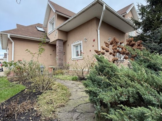 Оренда котеджного будинку на 8 сотках. Канадске селище Гостомель