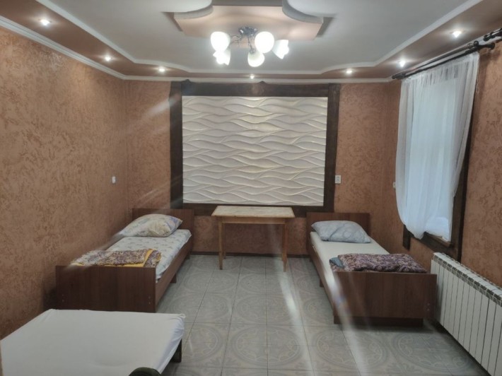 Здається частина будинку з окремим входом - фото 1