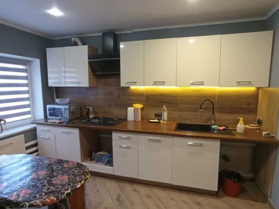 Сдаётся большой дом с новым ремонтом, р-н Славкурорта. Слов'янськ