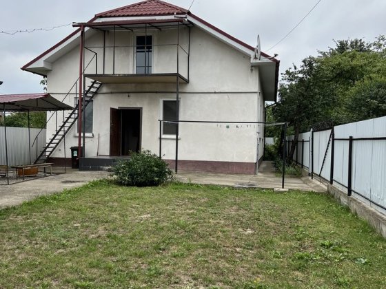 Оренда будинку вул.Коновальця з гаражем та територією! Ивано-Франковск