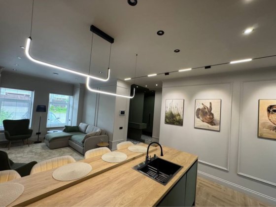 Оренда Топового  таун хаус Ірпінь люкс 3 поверхи газ Ірпінь