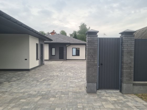 Чудовий будинок! Гарна локація. Полтава