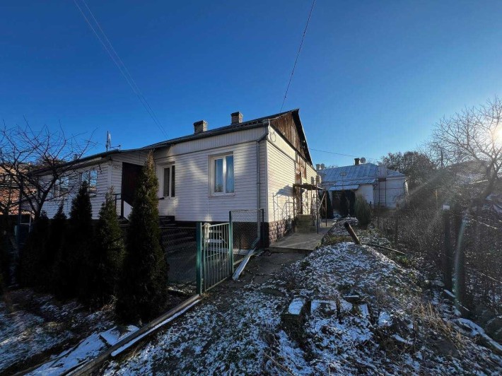 Оренда 2-кім будинку р-н Центр - фото 1