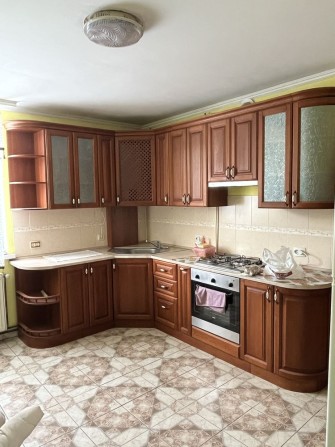 Здається будинок неподалік від міста - фото 1