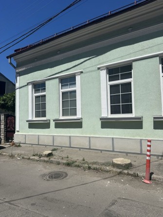 Здається в оренду 3-ох кімнатний будинок вул.Новака центр - фото 1