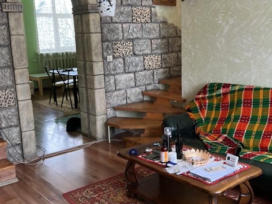 Здається в оренду буд-к  у м Ужгород напівособнячного типу Ужгород