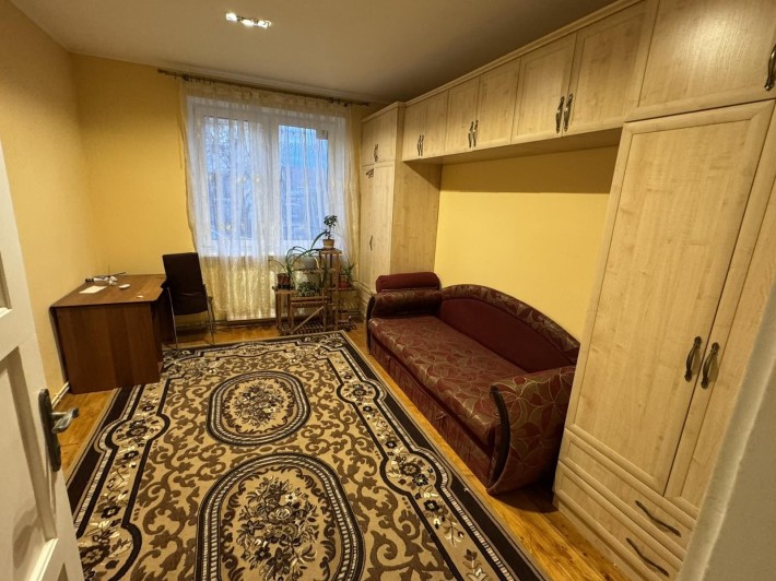 Терміново здаєтсься 3 кім будинок вул.Митнабіля центру!! - фото 1