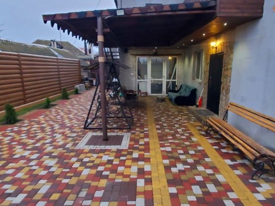 Аренда дома +работа+помощь обслуживание дома,для семьи Запорожье