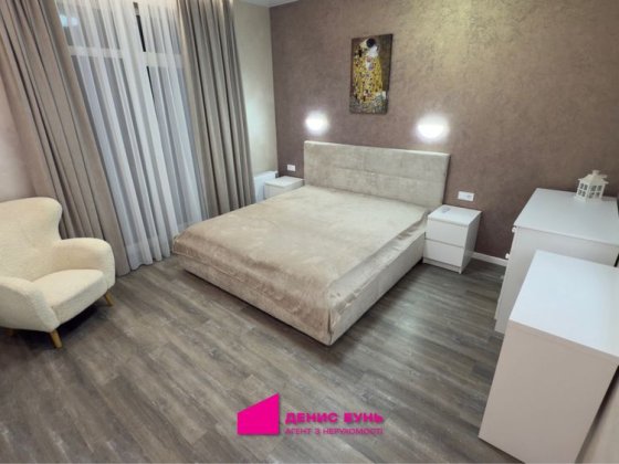 Оренда таунхауса 206 м² в ЖК Comfort City Lagoon, паркінг, інвертор Дніпро