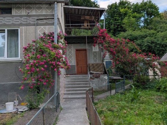 Здається в оренду 3-кімнатний будинок від власників Львов