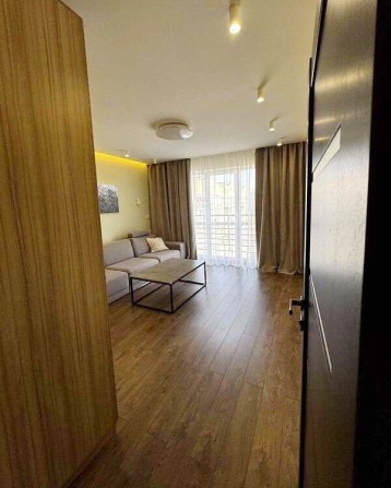 Продаж 2-к. кв., ЖК Кришталеві Джерела, Голосіївський р., вул. Метрологічна, 9в - фото 1