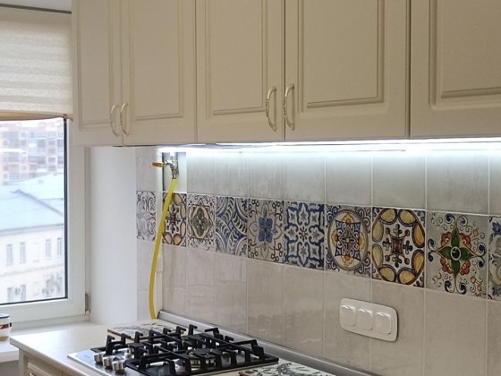 Продаж 2 кімн квартири біля станції метро Печерська, бул Лесі Українки 28а. Киев