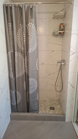 Сдам свой частный дом.Район Пересыпь ,остановка Сахарный завод - фото 1