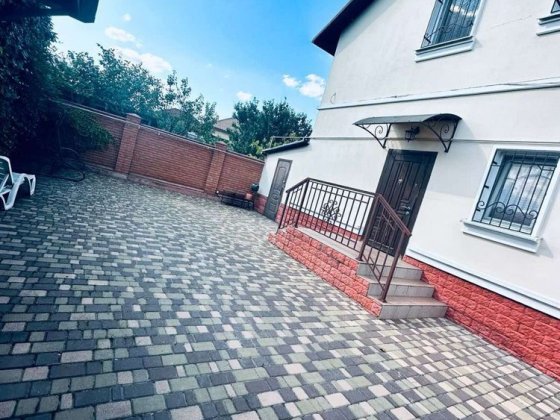 Сдам дом ( будинок)  в Совиньоне -2 Одесса