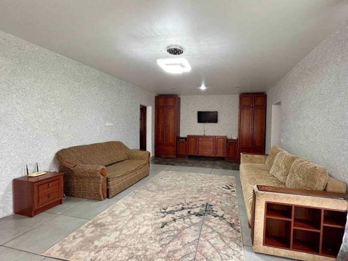 Довгострокова оренда будинку в Боратині - фото 1