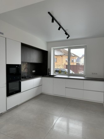 Оренда таунхауса с.Тарасове - фото 1