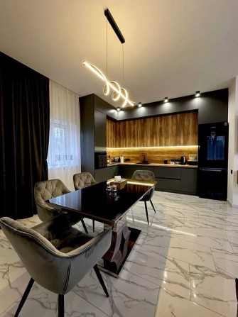 здам будинок з сучасним ремонтом - фото 1