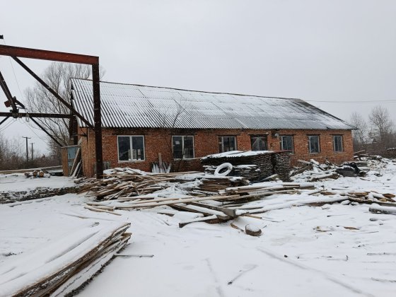 Здам в оренду приміщення з лєнточною  рамою Богородчани