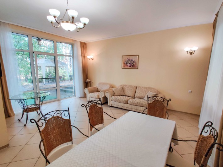 Оренда котеджу під Києвом у с. Мощун - фото 1